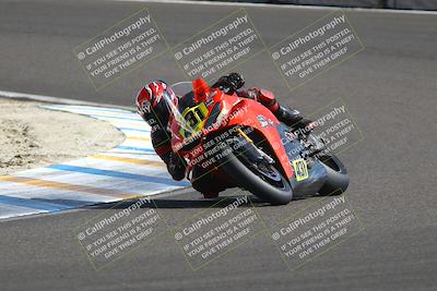 media/Oct-12-2025-CRA (Sun) [[e621380112]]/Races/Race 8/